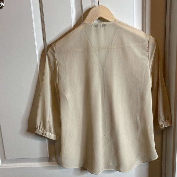 Top - Picture 2 of 2